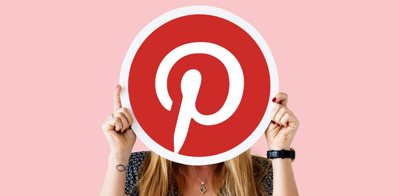 شروع موفقیت Pinterest به نظر می‌رسید پینترست یک برنامه شکست خورده است، تا اینکه یک بلاگر معروف درباره آن مطلبی نوشت. پینترست یک موتور کشف تصویری طرح و دیدگاه و اطلاعات درباره موارد مختلفی مانند دستور پخت، طراحی داخلی، مد و بسیاری امور مشابه آن است.